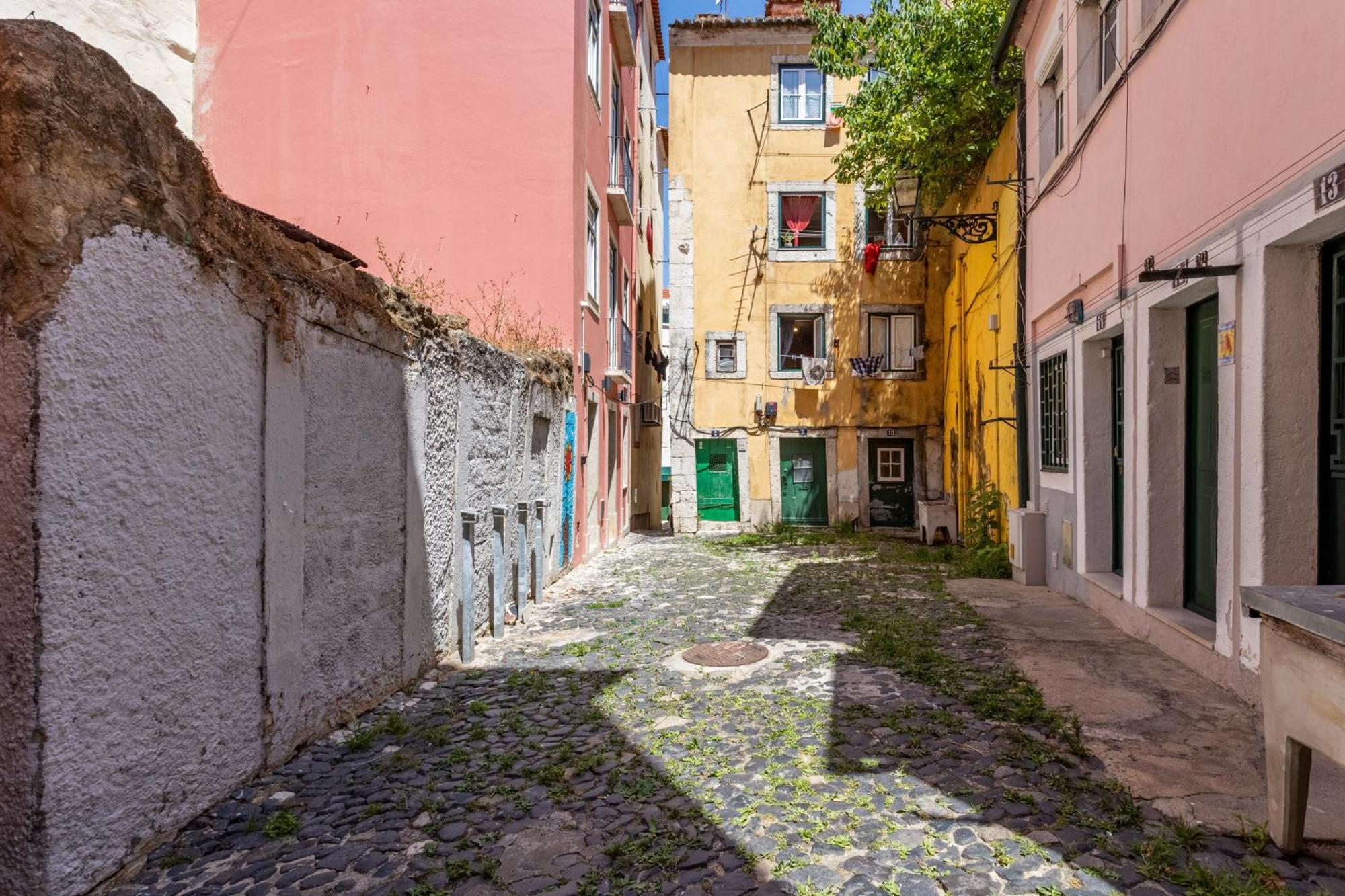 Gralhas Suites Lisbon Exterior photo
